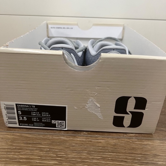 Nike Sabrina 1 TB Womens Basketball Shoes Sabrina Ionescu Signature Shoe Sz 5 - Picture 2 of 11